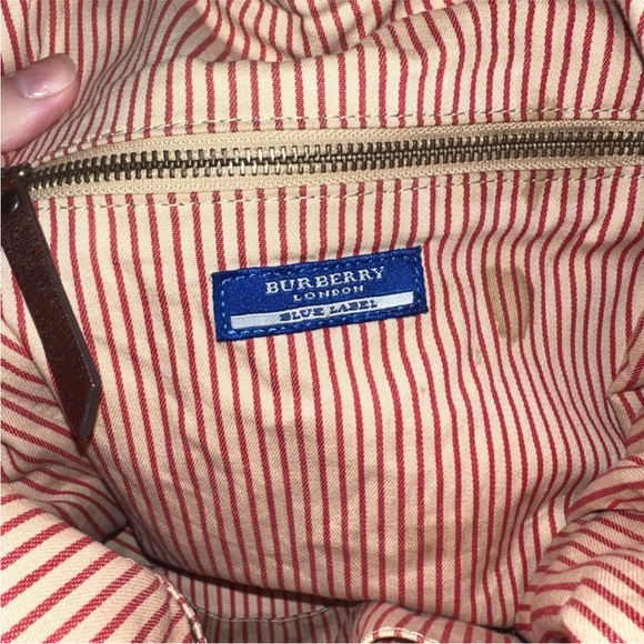 Burberry Leather Handbag (missing crossbody belt) - Picture 4 of 10